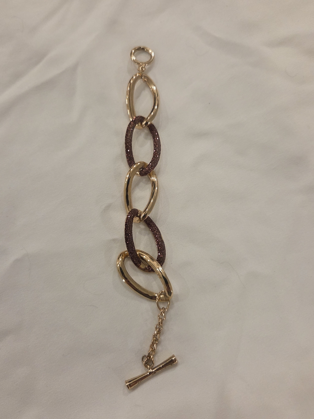 Kenneth Cole New York Gold Tone & Amber Brown Chunky Oval Link Toggle Bracelet